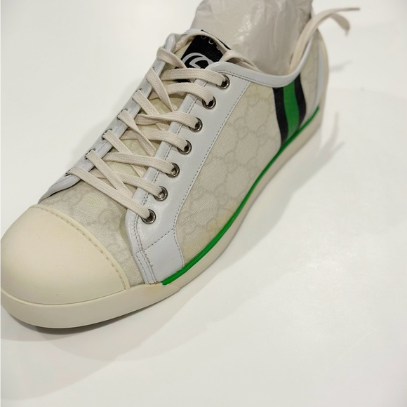 Gucci White and Green Sneakers - Picture 2 of 15